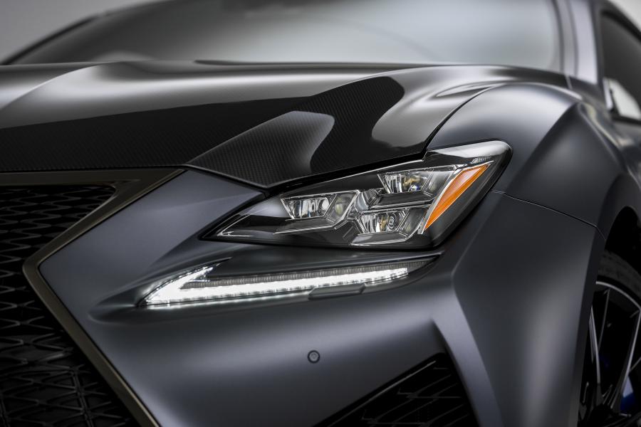Детали экстерьера Lexus RC F 10th Anniversary Limited 2018 года  (EU) (фото 7 из 14)